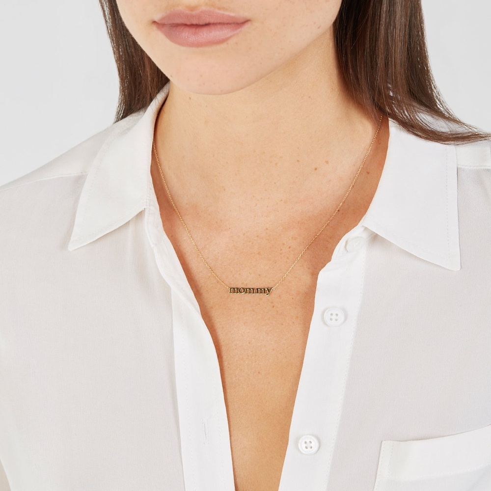 Jennifer Meyer Gold 'Mommy' Necklace